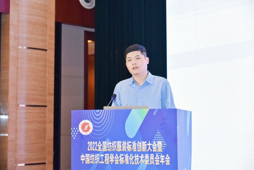 刘玉磊.jpg